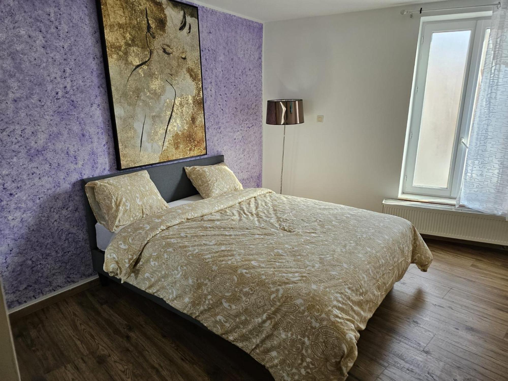 Magnifique Appartement A Mons Bagian luar foto